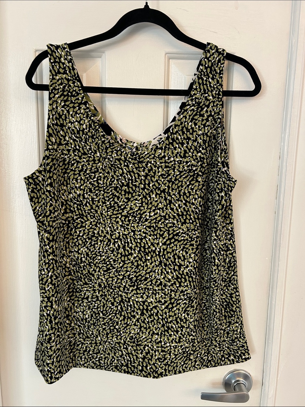 Olive Green Printed Scoop Neck Reversible Tank Top - Women